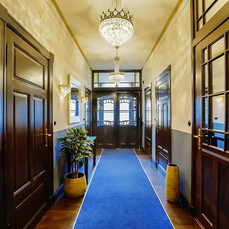 Apartament 1912 *
