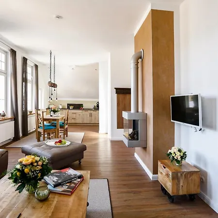 Apartament 1912 *