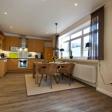 Apartament 1912 *